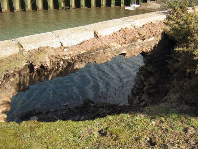 Partial collapse of the Carnsew Quay wall